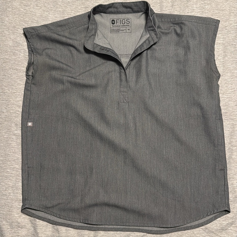 FIGS Graphite Scrub Set - Picture 2 of 8